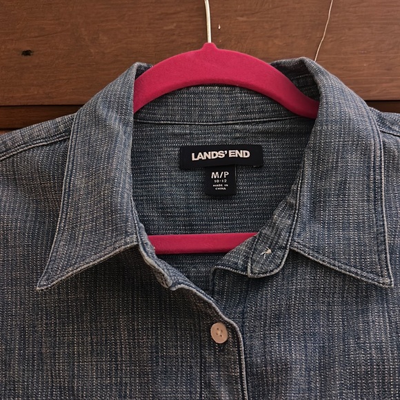 98% Cotton Lands’ End Petite Denim Shirt - Picture 2 of 3
